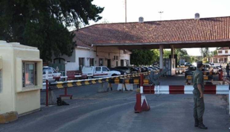 PREOCUPACIÓN EN UNA DE LAS FRONTERAS CON BRASIL : NO EXIGEN TEST DE CORONAVIRUS A CAMIONEROS.