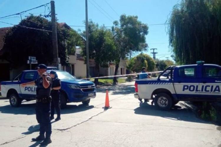 CÓRDOBA : LO BUSCABAN POR MATAR A SU HERMANO, LO ENCONTRARON Y SE QUITÓ LA VIDA ANTES DE ENTREGARSE.